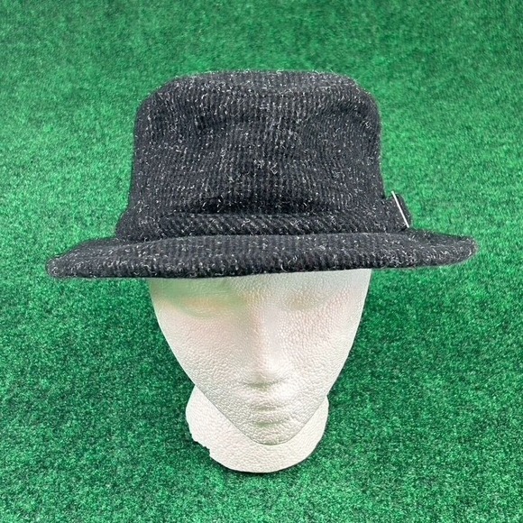 Tilley Endurables Winter‎ Hat Gray Earflaps Cut Out 7 1/4 Wool Tweed Vintage - Picture 1 of 12